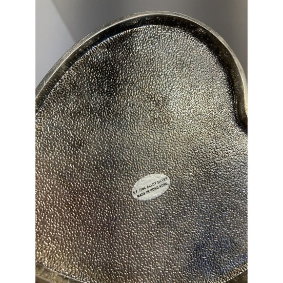 Vintage Silver Tone Heart Shaped Box with Gold Tone Bow Made in Hong Kong - Picture 5 of 11